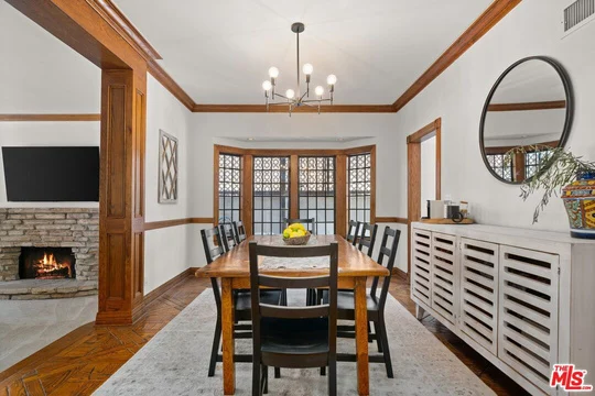 sober living in California, sober living for women, sober living for men, men's sober living house, halfway house, recovery house, living in a sober house